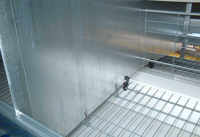 ユーロベント2成鶏ケージシステム